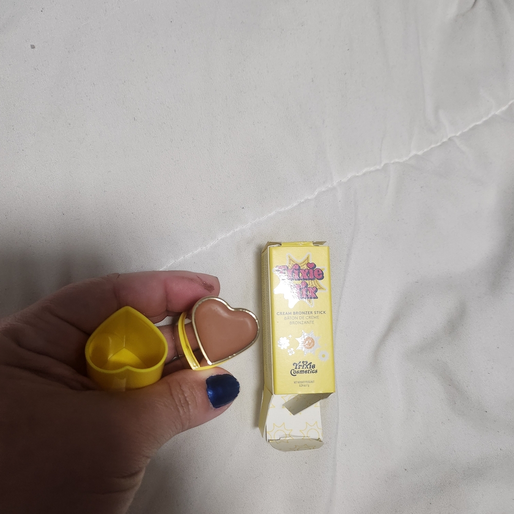 Trixie Cosmetics Heart Blush Stick in Yellow and Brown